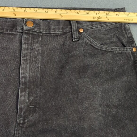 Wrangler Jeans Men's 40x32 Fits 40x30 Black 13MWZ Cowboy Cut Denim Western - Picture 7 of 11